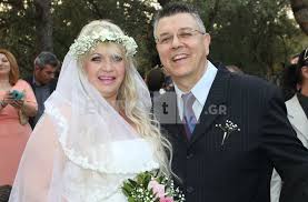 Κι αν είχα γεννήσει παιδί, η ασημίνα θα ήθελα να είναι». Pantreythke O Dhmos Mylwnas Me Koympara Thn Anna Fonsoy Photos Zinapost Gr