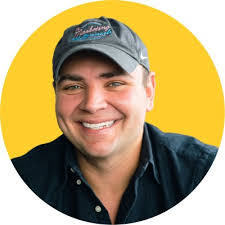 Chris Denno's Instagram, Twitter & Facebook