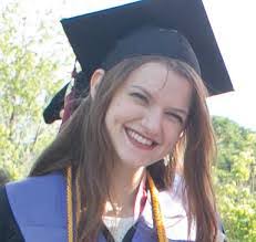 Ariel Cranston's Instagram, Twitter & Facebook