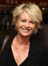 Les bb les cc ! Sophie Davant Sa Coiffeuse Manque Au Reglement Elle Lui Fait La Lecon Purepeople