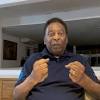 Against the backdrop of a turbulent era in brazil, this documentary captures pelé's extraordinary path from breakthrough talent to national hero. 1