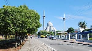 After the vacation in labuan, it is a must to shop for souvenirs for your friends and families back home. Masjid Labuan Masjid Jamek An Nur Pulaulabuan Com
