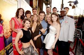 In mike and dave need wedding dates, they go to hawaii with strangers played by anna kendrick and aubrey plaza. Mike And Dave Need Wedding Dates Premiere Red Carpet Photos Variety