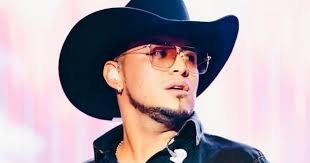 Yeison Jiménez contó cómo soñó y casi muere en un accidente aéreo en 2024,  antes del fatal de 2026