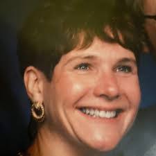 Evelyn Farrell's Instagram, Twitter & Facebook