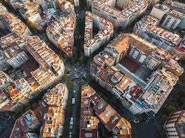 The barcelona city pass is a great option for those who wish to enjoy all of city''s highlights, without the inconvenience of booking several tickets and having to collect the card. Housing Abroad Living In An Apartment As A Student In Barcelona Spain