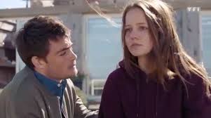 Chloé constate à quel point margot est hantée par sa décision. Demain Nous Appartient Spoiler Maxime Soutient Margot Video Stars Actu