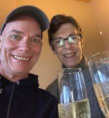 Karen Eanes's Instagram, Twitter & Facebook