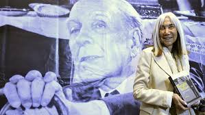 Borges was born into an upper class family, and received his education in buenos aires, cambridge, and geneva. Auf Der Suche Nach Borges Grab In Genf Nzz