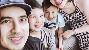 Lagi Kerja di Budapest, Rio Febrian Dapat Kabar Ibunya Meninggal Dunia