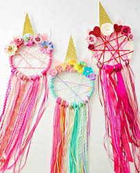 Birthday Party Craft Ideas For 7 Year Olds Had A Blast Making Dreamcatchers With My Daughter And Her Friends For Her Birthda Girl Birthday Party Gifts Birthday Party Crafts Girl Birthday Party Crafts