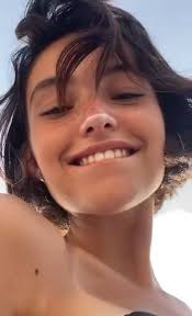 44 @BAR1629158618 - Twitter Profile | Sotwe