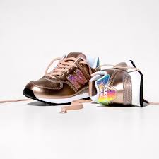 New Balance 574 Pink Gold Glitter Punk Disponible Available Snkrs New Balance 574 Pink New Balance 574 New Balance Pink