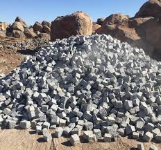 Güneşin zararlı ışın etkileri granit için söz konusu olamaz. Gri Granit Tasi Erga Bazalt