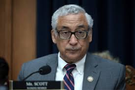 It's been chaos:' WVU nears end of tumultuous academic year after jobs,  programs unexpectedly cut • West Virginia Watch