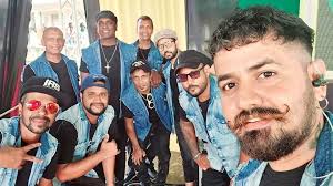 SUNFLOWER BAND LOVERS