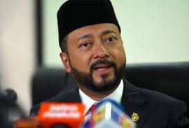 Menteri besar kedah, datuk seri mukhriz tun mahathir mengumumkan kerajaan kedah telah meluluskan bantuan khas sebanyak rm1,000 kepada setiap penjawat awam negeri untuk sambutan aidilfitri bulan hadapan. Bonus Raya Berita Terkini Foto Video Mengenai Bonus Raya Astro Awani