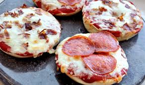 Pizza Bagels Recipe On Yummly Yummly Recipe Pizza Bagels Bagel Pizza Recipe Recipes