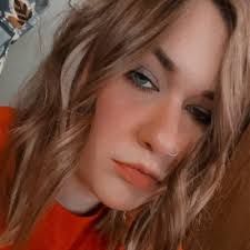 Abigail Norris (@adnorris00)