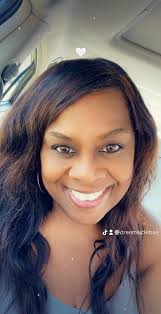 Lesha Lewis (@lesha.lewis.3) • Facebook