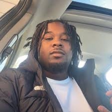 Rise up gold or post up poet HOF? 6'7 PG i only use the build