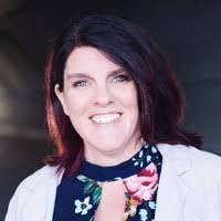 Carrie Daugherty's Instagram, Twitter & Facebook