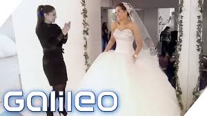 Have fun, learn, discover with turkish teaching portal yunus emre institute eliminate the space and time problem and also provides opportunities for those who want to learn turkish by using. Turkish Wedding Galileo Prosieben Abendkleid