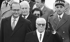 Nous vous invitons à découvrir notre sélection de photos de montagne noir et blanc, de photos de paysages désertiques en noir et blanc. Jacques Chirac Et La Tunisie Une Amitie Amoureuse