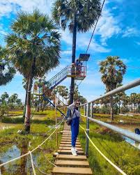 Selain itu di dynasty water world menyediakan berbagai kolam renang lengkap dengan wahana airnya yang fantastik. Lontar Sewu Wisata Edukasi Yang Instagramable Di Gresik Info Lengkap Alamat Fasilitas Dan Htm