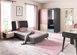 غرفة نوم فردية