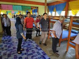 Pada pendapat saya, pelbagai langkah boleh dilakukan untuk memastikan kawasan persekitaran sekolah sentiasa bersih. Persekitaran Kondusif Rangsang Minat Pelajar Tuntut Ilmu Utusan Borneo Online