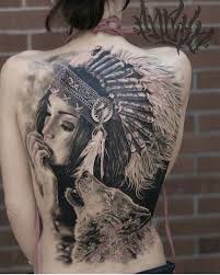 Black And Grey Back Tattoos For Females Pin Af Mary Salter Pa Tattooz Tatoveringsideer Fantastiske Tatoveringer Flotte Tatoveringer