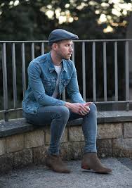 Men's black & brown chelsea ankle boots. Throwback Levi S Denim Jacket And Chelsea Boots Outfit Your Average Guy