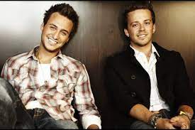 Love And Theft 3 Music Country Music Singers Country Boys
