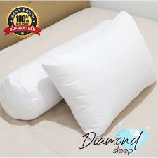 Jadi, walaupun harganya murah yuki merupakan bantal dacron yang didesain comfy agar lebih nyaman dipakai oleh penggunanya. Bantal Dacron Yuki Harga Terbaik Agustus 2021 Shopee Indonesia