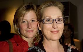 Quite frankly, there are other actresses equally as talented as meryl streep, stone said in an the actor and her husband, don gummer, have four children — henry, mamie, grace and louisa. Meryl Streep Mamie Gummer 35 Portraits Of Famous Mothers And Daughters Purple Clover