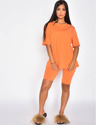 Ensemble de survêtement très court avec cordon. Soldes Ensemble Tee Shirt Cycliste Femme En Stock