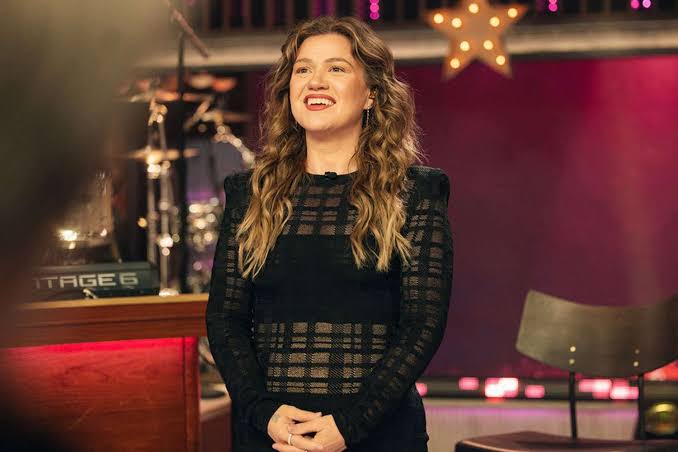 What Kelly Clarkson Said in Final Moments of 'The Kelly Clarkson Show's  Last Episode