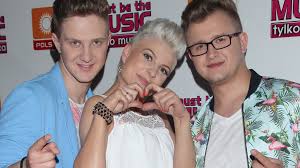 Największa baza materiałów video związanych z disco polo (teledyski, klipy weselne, szlagiery śląskie) Piekni I Mlodzi Magda Narozna Pokazala Zdjecie Z Corka Ociepla Wizerunek Instagram Plejada Pl