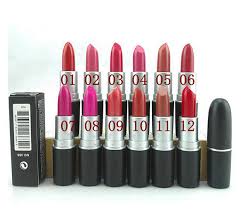 Resultado de imagem para Maquilhagem batom e lapis