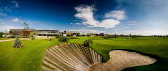 Jointly developed with uem land, the township spans over 1,200 acres. Horizon Hills Golf Country Club Malaysia Golf Course