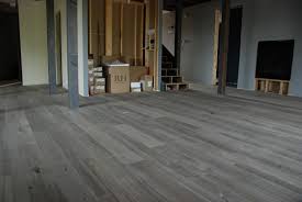 I can totally see this in a bathroom or kitchen but it will work well anywhere. From Gardners 2 Bergers Blogger S Driftwood Gray Hardwood Floors Trulli Homes In Alberbello
