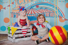 Weston Kelsi Knoxville Family Photography Circus Theme Party 1st Boy Birthday Carnival Themed Party