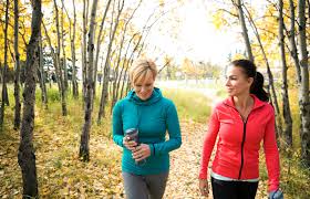 Although the typical amount of calories burned walking is about 340 calories for a one hour stroll, there are other benefits to walking. Calories Burned While Walking Lovetoknow