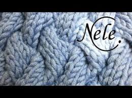 Strickmuster stricken kostenlose strickmuster kostenlose muster schöne muster handarbeit schoppel wolle ostereier. Stricken Flechtmuster In Runden Stricken Criss Cross Stitch Diy Anleitung By Nele C Yo Flechtmuster Stricken Zopfmuster Stricken Mutze Stricken Anfanger