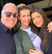 Marina Erthal (@Marina_Erthal)