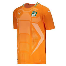 No século 15 os mercadores portugueses e franceses batizaram a região como a costa do marfim (côte d'ivoire). Camisa Oficial Costa Do Marfim Futfanatics