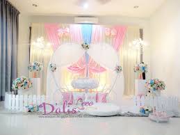 Majlis anugerah tahunan majlis olimpik malaysia. Pelamin Cinderella Cradle For Majlis Buaian Berendoi Cukur Jambul Dan Aqiqah Decor For Baby Girl Ide Foto Bayi Ulang Tahun