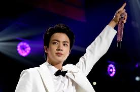 Jin, bts, hope solo hakkında daha fazla fikir görün. Bts Kisses For New Year S Eve 2020 All The Rumored Relationships Film Daily