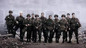 With a dizzying number of speaking roles, band of brothers will have you reaching for imdb more than any other show, as it features a… 11 Actors You May Have Forgotten Were In Band Of Brothers Mental Floss